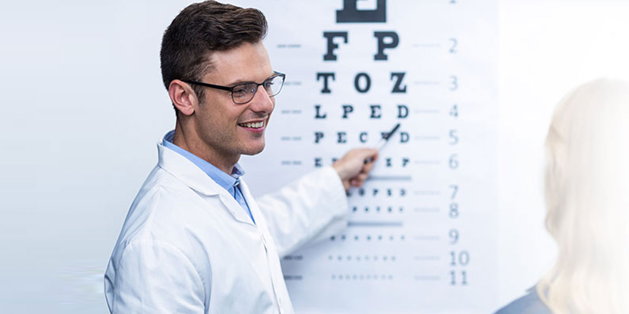 Get the Best Squint Treatment by our Experienced Eye Specialist at Yashoda Hospital Ghaziabad, Delhi NCR