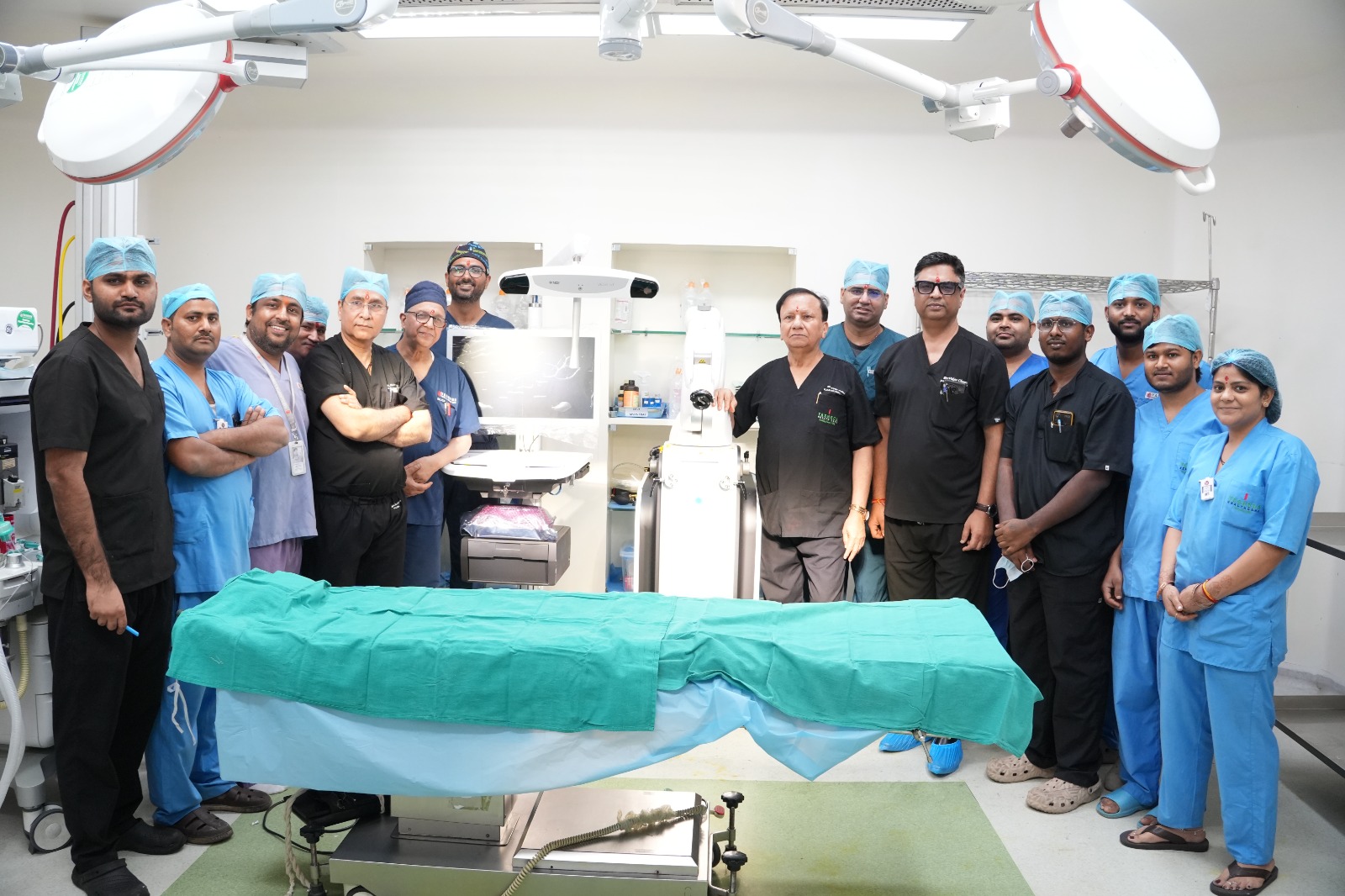  यशोदा अस्पाताल, नेहरू नगर, गाजियाबाद में घुटने एवं कूल्हे के प्रत्यारोपण हेतु क्यूविस रोबोटिक सिस्टम का आगमन